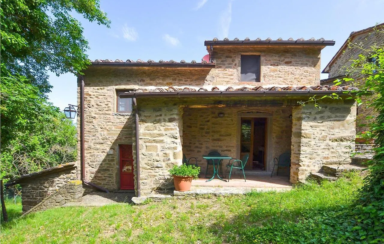 Gorgeous Home In Castiglion Fiorentino With Wifi בית נופש